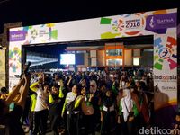 Dukung Asian Para Games, Warga Tulungagung Senam Dayung dan Night Run