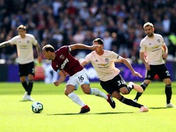 Mark Noble bermain apik dalam menggalang lini tengah West Ham. (Foto: Warren Little/Getty Images)