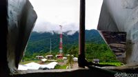 Lubang Peluru Terakhir di Mercusuar Oinake, Skouw