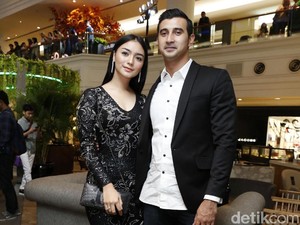 4 Kisah Cinta Lama Bersemi Kembali Citra Kirana dan Ali Syakieb