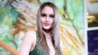 Di acara tersebut Cinta juga bercerita soal dirinya yang gagal mendapatkan peran Nagini di Fantastic Beast 2. Pool/Ismail/detikFoto.