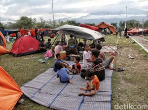 Pemprov Jatim Kirim Relawan dan Logistik ke Palu
