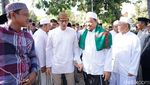 Melihat Lagi Kunjungan Jokowi-Maruf dan Prabowo-Sandi ke Pesantren
