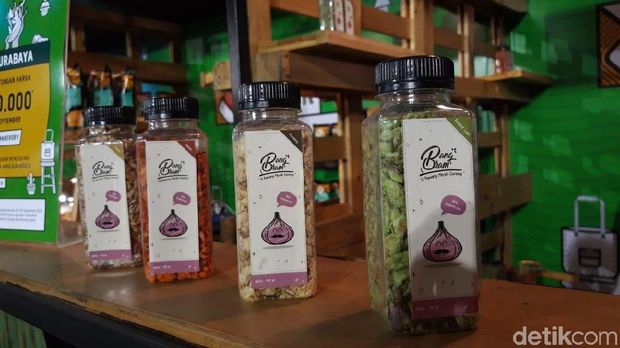 Nikmati Kriuknya Bang Bram, Bawang Goreng Aneka Rasa