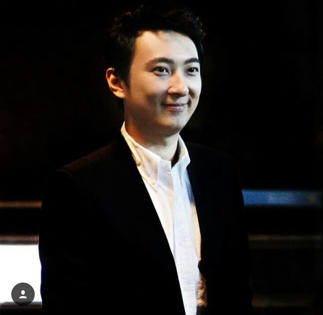 Sicong mewarisi harta ayahnya sebanyak Rp 400 triliun. Wang Jianlin adalah pengusaha real estate Dalian Wanda Group. Sang ayah menurut Forbes pada 2018, kekayaannya mencapai US$ 30,1 miliar. Foto: Dok. Instagram Wang Sicong