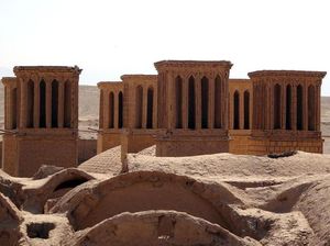 Hidup di Tengah Gurun, Iran Ciptakan AC di Abad 14 Biar Rumah Adem