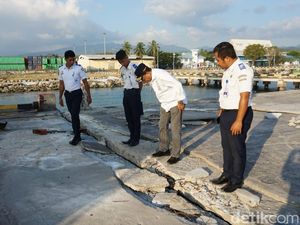 Bandara Penuh, Mengungsi ke Luar Palu Bisa Lewat Laut
