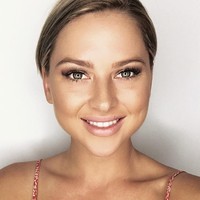 Akan menyenangkn jika aku punya visa AS karena aku bisa bekerja di sini dan di Amerika untuk bisa bekerja penuh waktu. Industri film di Australia bagus dan semakin bagus tapi idealnya aku ingin bekerja di sini dan di AS, ungkap Ilana. Foto: Instagram @ilanacollins