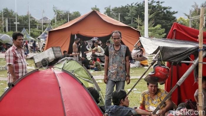 Sampai Hari Ini Total Pengungsi Gempa Sulteng 61.867 Orang
