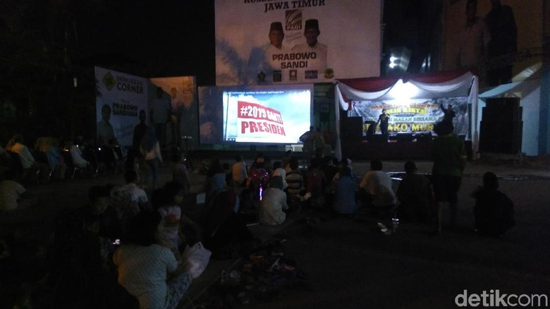 Gerindra Jatim Ajak Warga Surabaya Nobar Film G30S/PKI Gerindra Jatim Ajak Warga Surabaya Nobar Film G30S/PKI