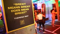 Gym unik di London ini memang terinspirasi oleh keluarnya Inggris dari Uni Eropa, yang dikenal dengan istilah Brexit. Foto: REUTERS/Simon Dawson