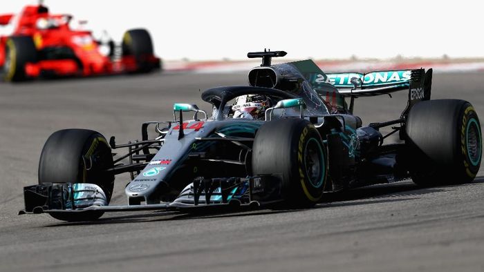 Formula 1 menerapkan aturan baru di musim 2019, yakni yang mencatat waktu lap tercepat akan mendapat tambahan poin. (Foto: Clive Rose/Getty Images) Formula 1 menerapkan aturan baru di musim 2019, yakni yang mencatat waktu lap tercepat akan mendapat tambahan poin. (Foto: Clive Rose/Getty Images)
