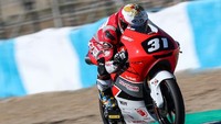 Sementara Gerry Salim akan berusaha mengejar hasil terbaik di kelas CEV Moto3 Junior World Championship. Dok. AHM.