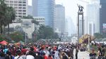 Kemeriahan Pawai Obor Asian Para Games 2018 di CFD
