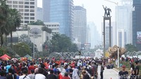 Pawai tersebut juga bertujuan untuk mengkampanyekan kegiatan Asian Para Games yang akan segera dimulai bulan depan.