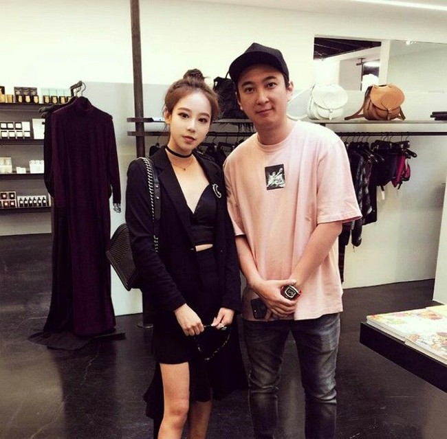 Belum lagi saat ulang tahunnya, Sicong membagikan iPad untuk tamu-tamu yang hadir. Ia pun mengundang idol Korea T-Ara. Foto: Dok. Instagram Wang Sicong