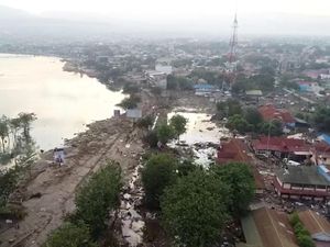 PMI Kirim 2 Heli untuk Angkut Bantuan ke Palu-Donggala