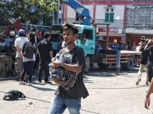Cara Polisi Sikapi Aksi Penjarahan di Palu oleh Korban Gempa