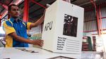 Begini Sibuknya Produksi Kotak dan Bilik Suara Pemilu 2019