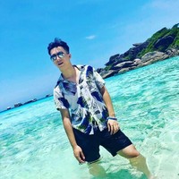 Wang Sicong disebut-sebut sebagai anak terkaya di China. Lantaran ia anak tunggal dari miliarder China, Wang Jianlin. Sicong menjadi satu-satunya pewaris harta sang ayah yang menurut Forbes pada 2018, kekayaannya mencapai US$ 30,1 miliar. Foto: Dok. Instagram Wang Sicong