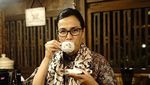 Gaya Ngopi 10 Politisi Kopi, Siapa yang Paling Keren?