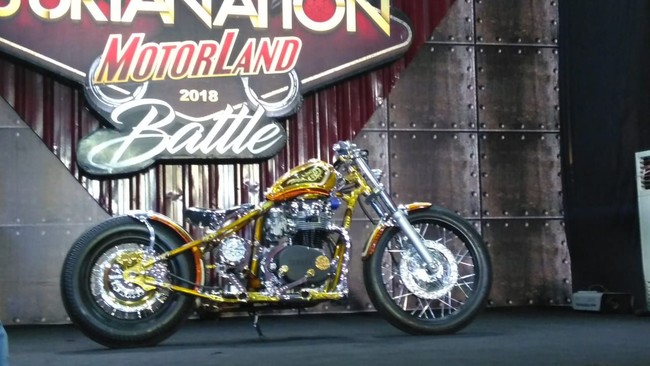 Motor Keren Bertema Batik