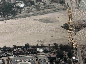 Bantuan Asing Mengalir Untuk Korban Gempa dan Tsunami di Sulawesi