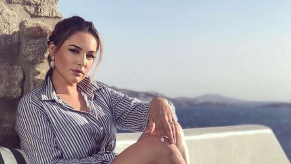 Menanti Aksi Si Seksi Kelly Brook di Film Santet Menanti Aksi Si Seksi Kelly Brook di Film Santet