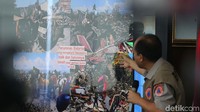 Kepala Pusat Dana dan Informasi BNPB Sutopo Purwo Nugroho memberi keterangan pers di Kantor BNPB, Jakarta, Senin (1/10/2019).