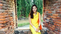 Dengan senyum manisnya, Honey memamerkan liburannya di Verona, Italia. (honey_lee32/Instagram)