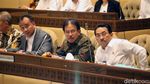 Menteri Agraria-Komisi II Bahas Kasus Tanah