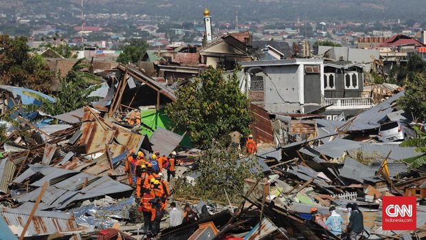 Lokasi Likuifaksi Sulteng Dihujani Bom Disinfektan