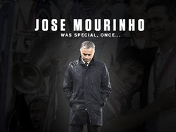 Kocaknya Netizen Doakan Mourinho Dipecat MU