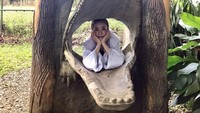 Ini gaya imut Dara liburan di Crocodile far, Puerto Princesa, Filipina. (daraxxi/Instagram)