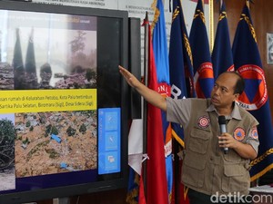 BNPB: 122 WNA Harus Dievakuasi ke Luar Palu dan Donggala
