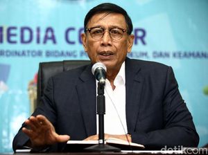 Wiranto Berharap Perdebatan soal Bendera Tauhid Selesai