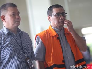 Serba-serbi Pilkada Jatim, Dari yang Terciduk KPK hingga Diulang