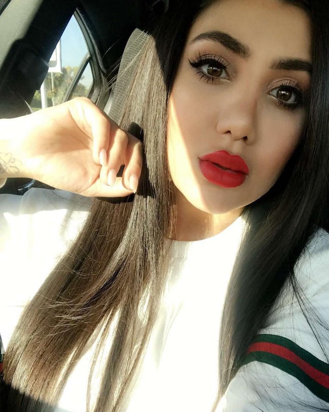 Beberapa hari sebelum Tara Fares terbunuh, diumumkan jika ia adalah orang Irak yang paling banyak follower di urutan ke enam. Foto: Dok. Instagram/@its.tarafares