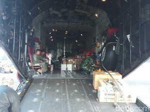 TNI Berangkatkan Tiga Hercules dari Lanud Abdulrachman Saleh ke Palu