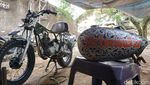 Kerennya Modifikasi Tangki Motor Lewat Sentuhan Batik