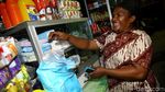 Kenalan dengan Mama Hana, Pengusaha di Perbatasan RI-PNG