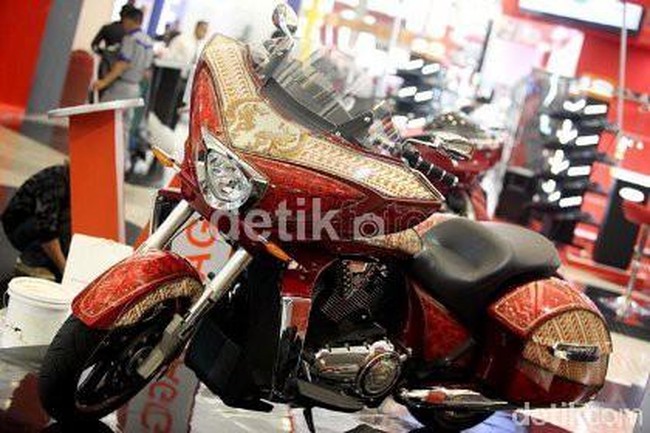 Motor Keren Bertema Batik