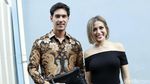 Serasinya Jessica Iskandar dan Richard Kyle dengan Batik
