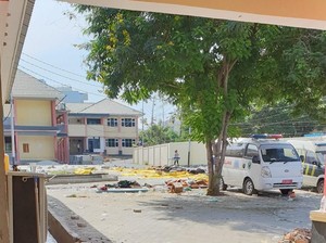 Mayat Korban Gempa Masih Tergeletak di Luar RS Undata Palu