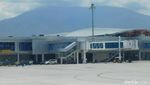 Bandara Palu Dipenuhi Warga Tunggu Pesawat