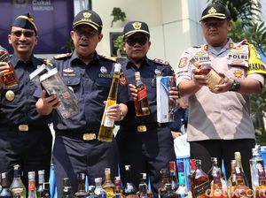 Pertengahan Desember Penerimaan Bea dan Cukai Tembus Rp 175 T