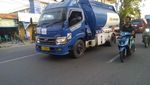 Foto: Iring-iringan Truk BBM Mulai Tiba di Palu