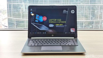 Harga notebook ini Rp 3,999 juta. Minat? Foto: Adi Fida Rahman/detikinet
