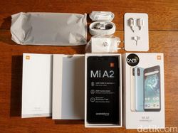 Unboxing Xiaomi Mi A2, Si Android One Generasi Kedua
