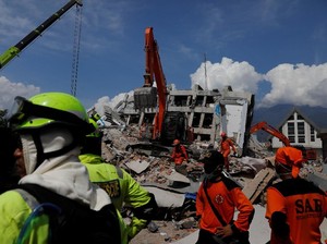Dilelang! Bus Mulai Rp 1 untuk Donasi Gempa Sulteng